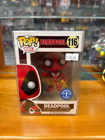 Funko Pop! Vinyl: Marvel - Deadpool (w/ Rubber Chicken) - underground toys (Exclusive) #116