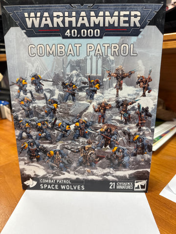 WARHAMMER 40,000 COMBAT PATROL: SPACE WOLVES