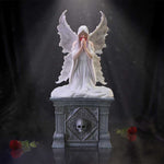 Only Love Remains Box (AS) 20.3cm - 100