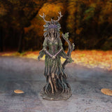 Lady Of The Forest 25cm - 100