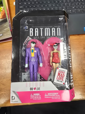 The Joker and Harley Quinn - Mad Love